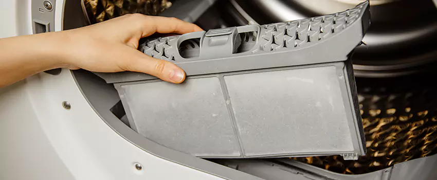 Signs Of A Clogged Dryer Lint Trap in New Albany, Indiana